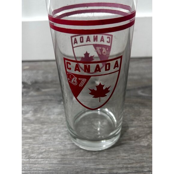 Vintage Canada '67 Tall Tumbler Glass  With Red Crest and Maple Leaf Design - Picture 3 of 4